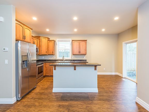 5th image of 5616 54th Avenue Ct W