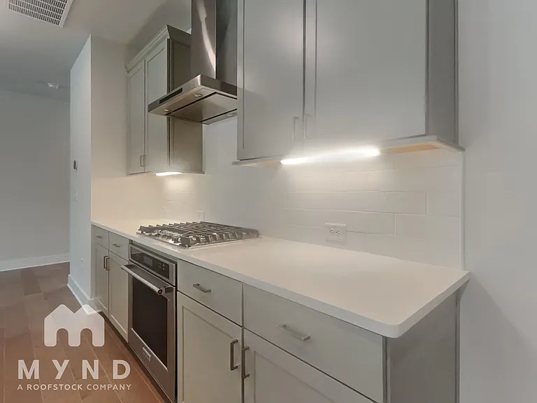 1273 Windmill Pkwy — Photo 9