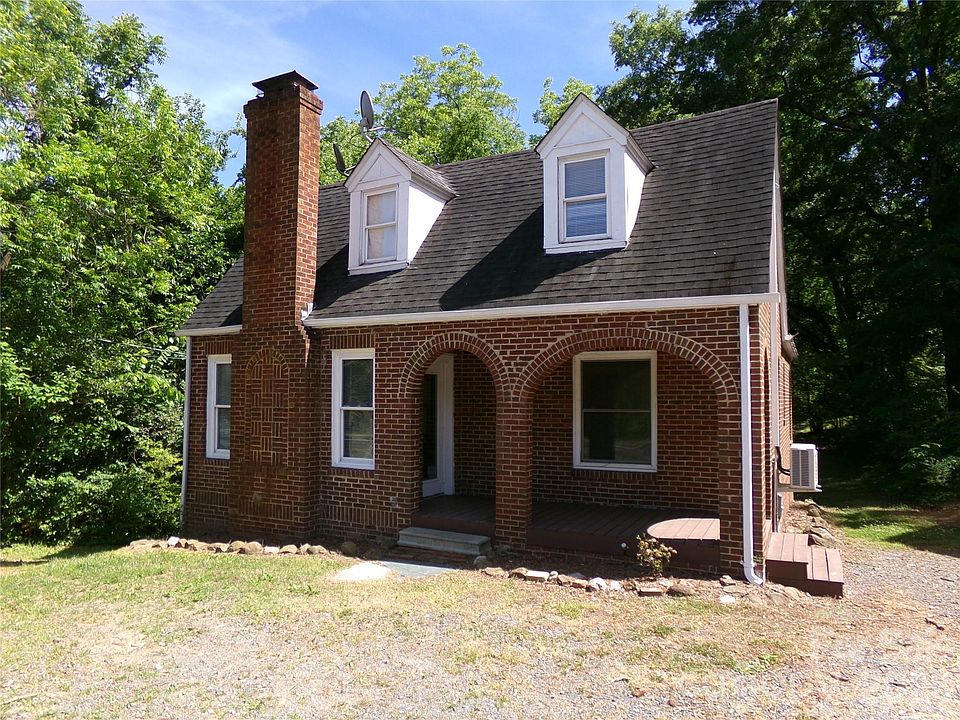 1st image of 1014 E Main St