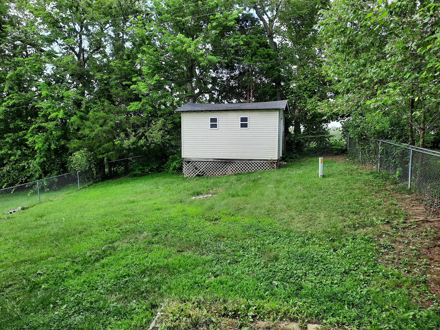 4 bed, 1450 sqft, $1,250 — Photo 2