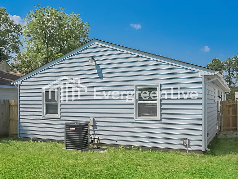 3856 Augustine Cir — Photo 15