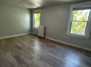 20 Middleton Ave APT 5, Newport, RI 02840