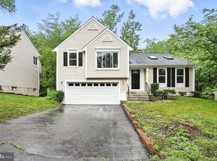 10 Lawhorn Rd, Stafford, VA 22554