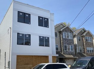 580 E 23rd St, Paterson, NJ 07514