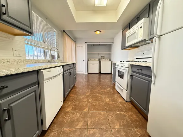 4272 Hampshire Green Ct, Las Vegas, NV 89110
