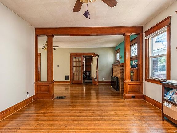 5th image of 241 Kenmore Ave