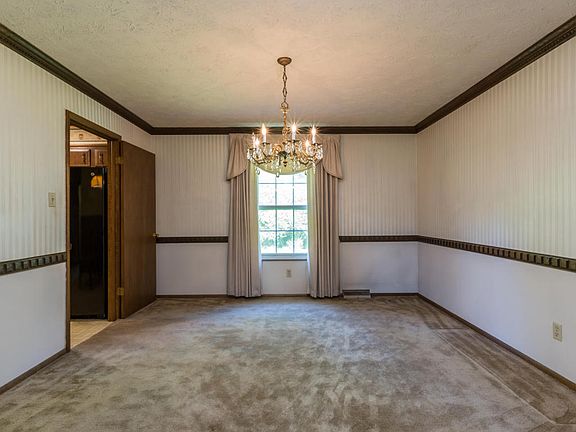 5th image of 317 E Heritage Dr #1