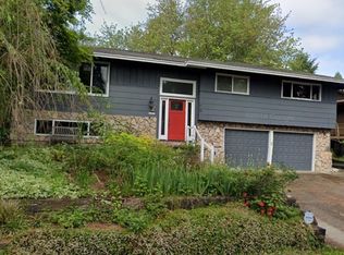 10431 SW 42nd Ave, Portland, OR 97219