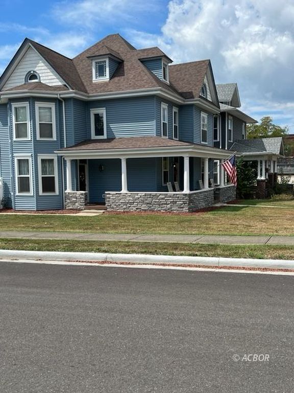 Real estate listing image