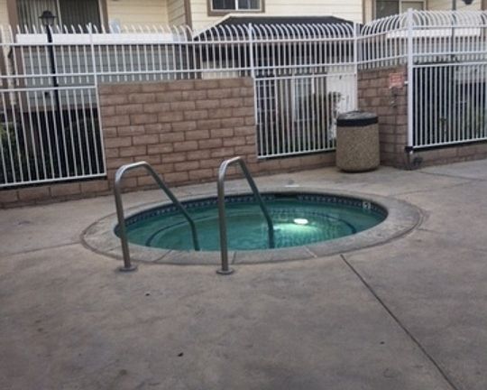 5th image of 11150 Glenoaks Blvd Unit 36