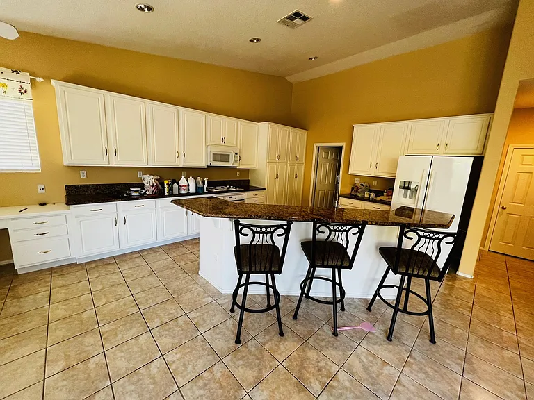 5552 Las Brisas Ter — Photo 2