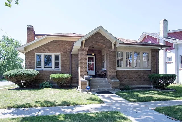19 Manor Ct photo 1