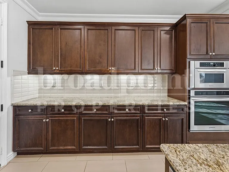 1672 N Las Flores Dr — Photo 12