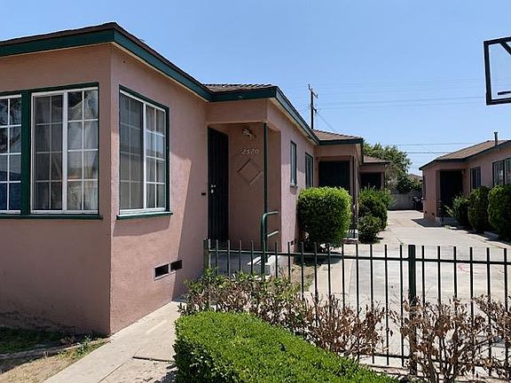 2nd image of 2520 1/2 Illinois Ave