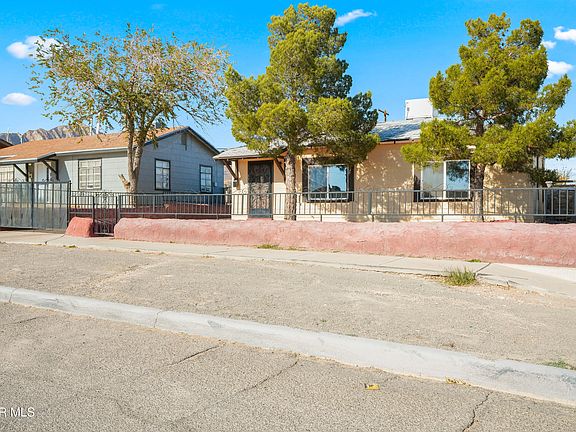 3rd image of 3709 Kemp Ave