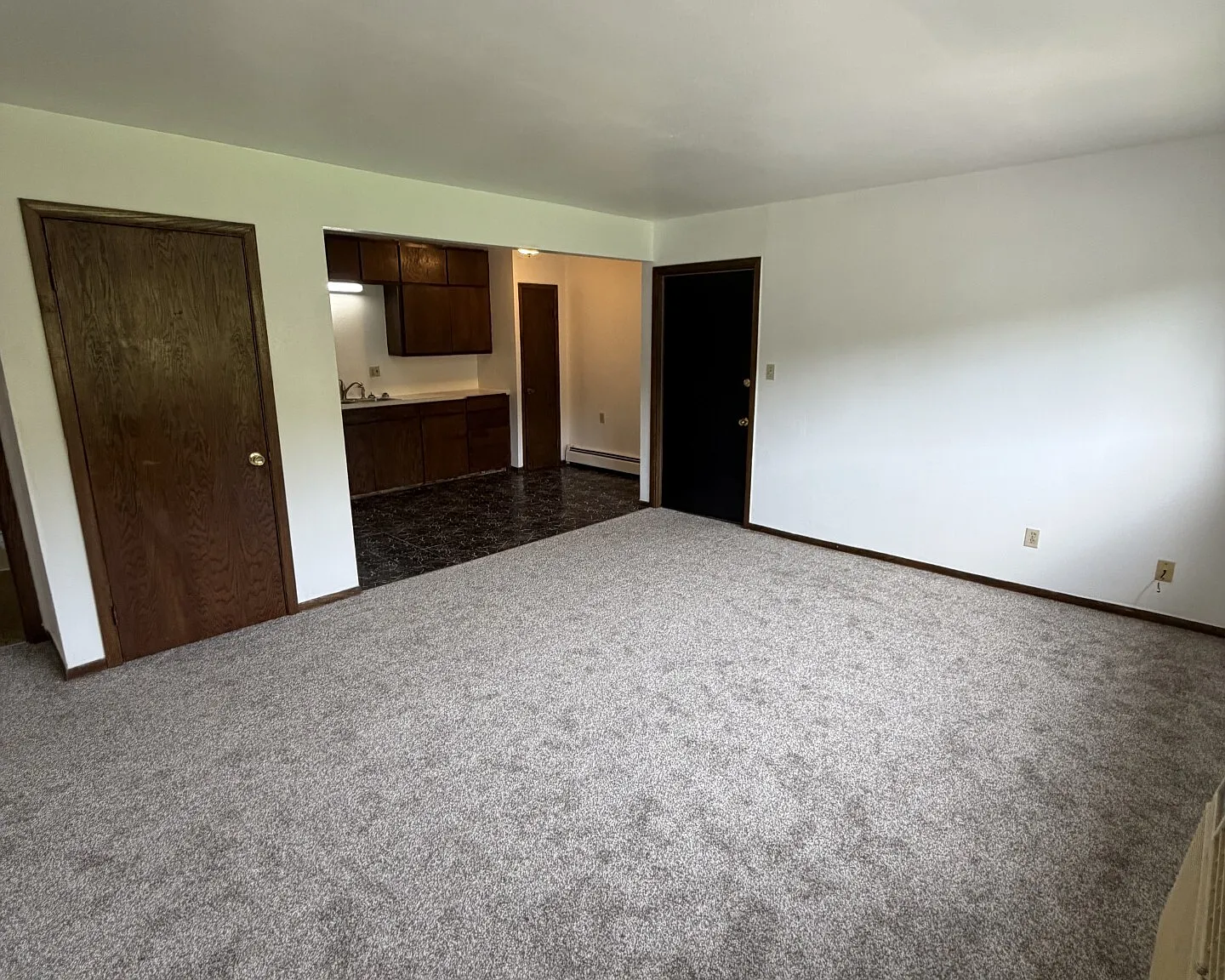 1225 E Union Ave — Photo 1