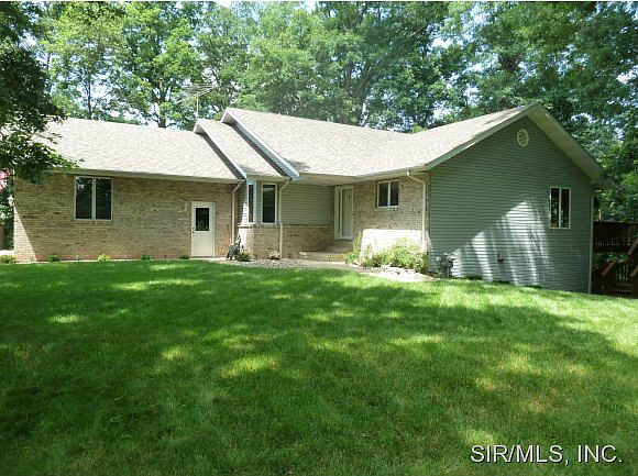 1st image of 17 Creekwoods Trl