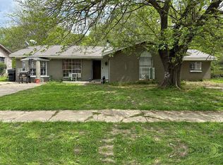 6525 Palm Island St, Dallas, TX 75241