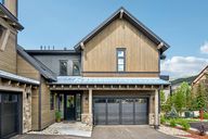 Alcove Ct-L2408-001.jpg