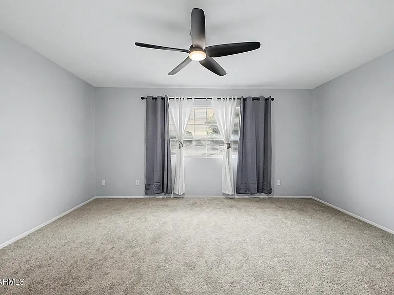 2457 W Redfield Rd — Photo 23