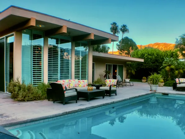 2267 Yosemite Dr, Palm Springs, CA 92264