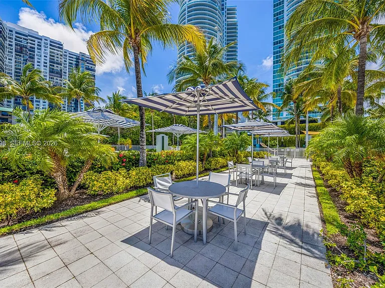 2101 Brickell Ave #605 — Photo 27