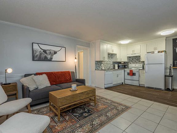 3rd image of 1512 Forest Ave APT C102