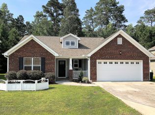 437 Peregrine Ridge Dr, New Bern, NC 28560
