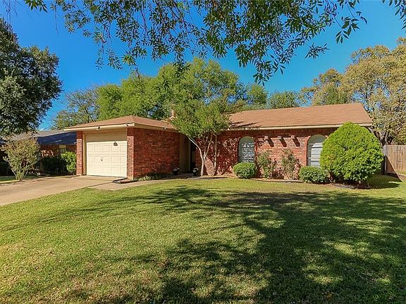 2nd image of 7441 Tunbridge Dr