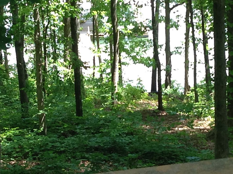 2nd image of 6955 Lakeside Pl
