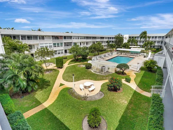 15610 NE 6th Ave APT 34D, Miami, FL 33162