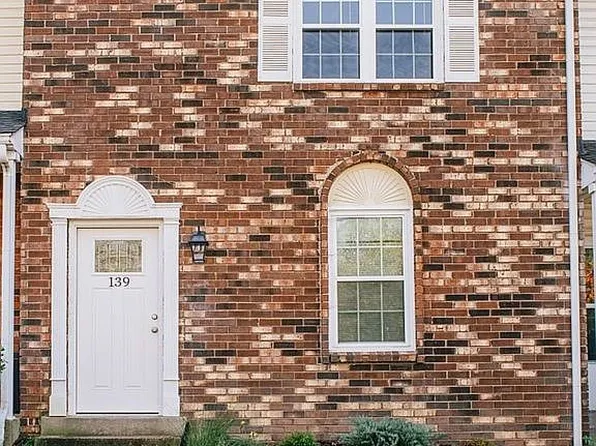 139 Five Oaks Dr, Nashville, TN 37217