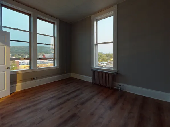 101 Main St, Keene, NH 03431