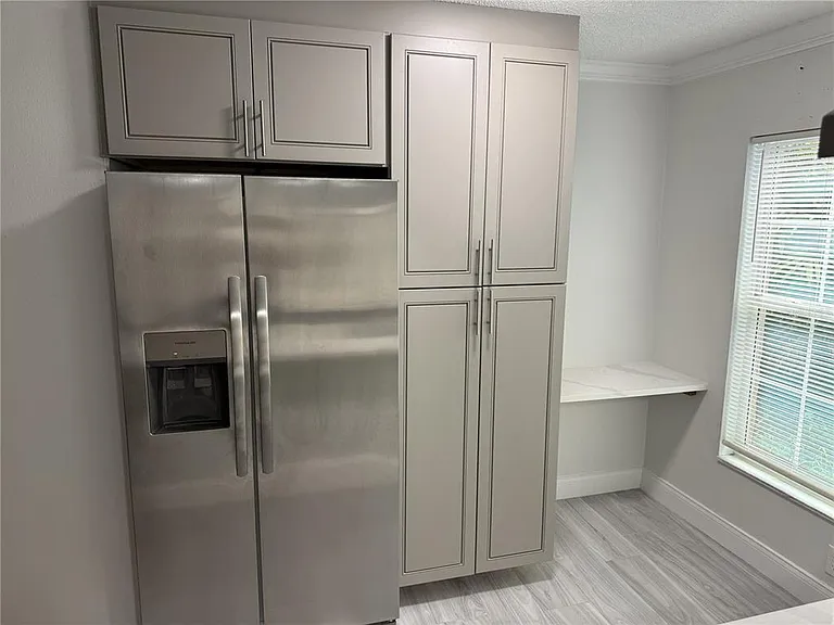 726 Edgewater Dr #2 — Photo 9
