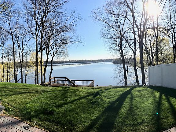 2nd image of 8149 Lake Crest Dr