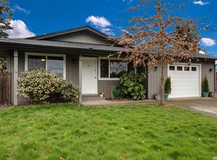 208 S 25th St, Mount Vernon, WA 98274