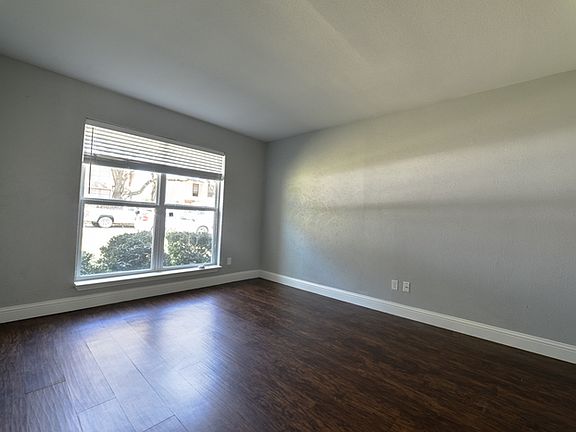 2nd image of 340 Valley Park Dr