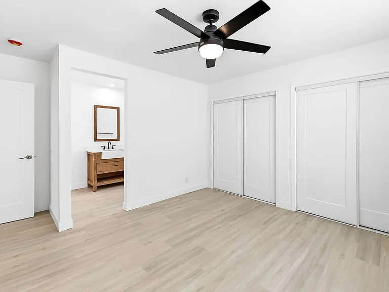 3010 W Oceanfront — Photo 19