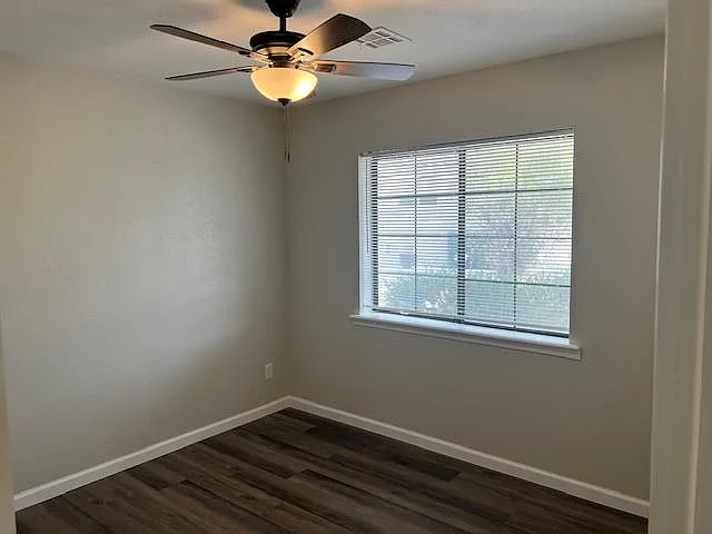 4005 San Rosa Pl — Photo 10