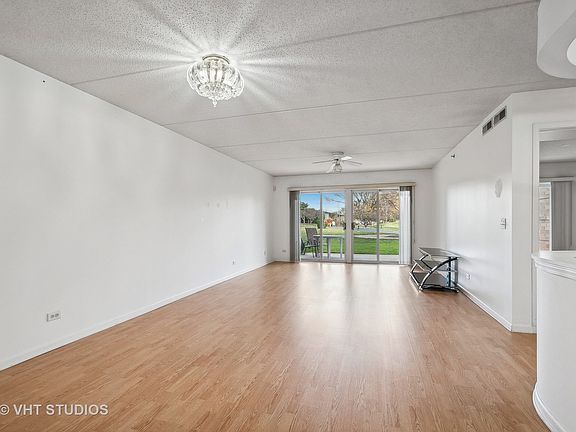 5th image of 730 Creekside Dr Unit 107