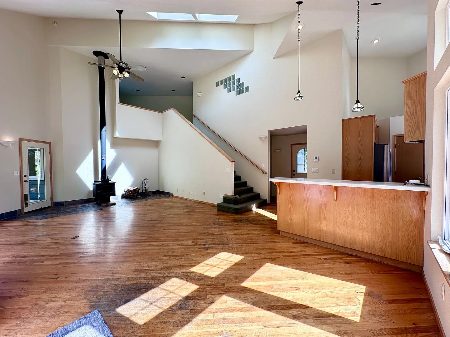 Custom Country Home on Beautiful Acreage — Photo 3
