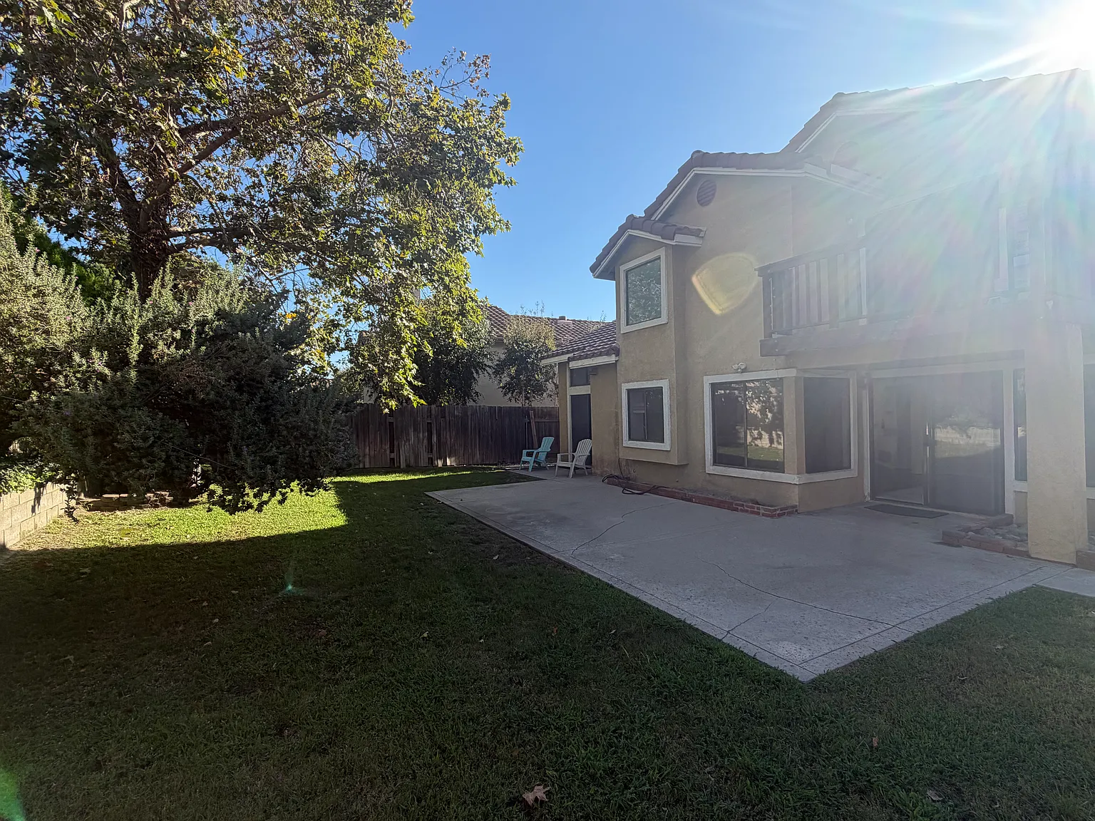 3 bed, 2.5 bath, 1700 sqft, $3,600 — Photo 2