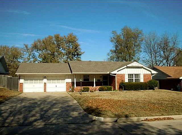 1st image of 4405 NW 12th St