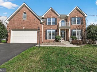 18250 Misty Acres Dr, Hagerstown, MD 21740