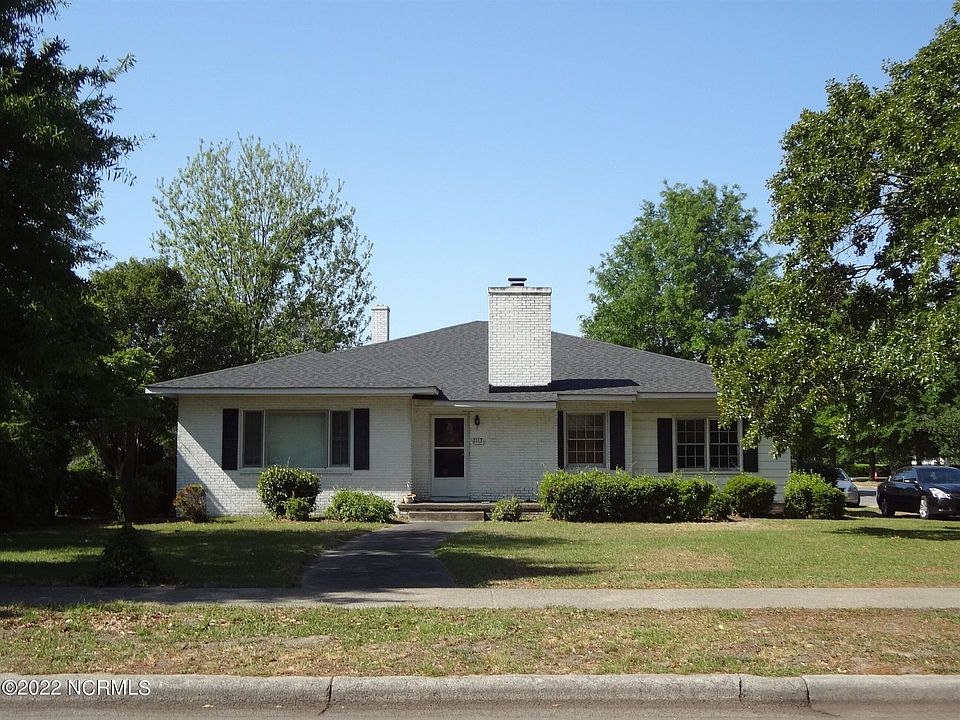 1st image of 2113 E 5th St