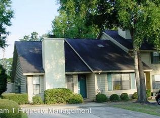 124 Hidden Lake Ct, Savannah, GA 31419