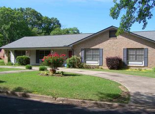 501 Hampton St, Clinton, MS 39056