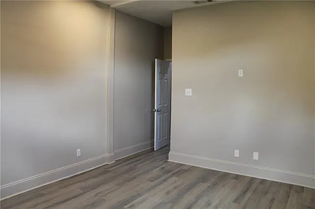 2423 Saint Roch Ave — Photo 15