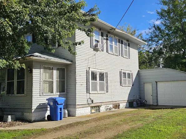 140 3rd St, Monroe, SD 57047
