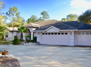 19690 SW 92nd St, Dunnellon, FL 34432